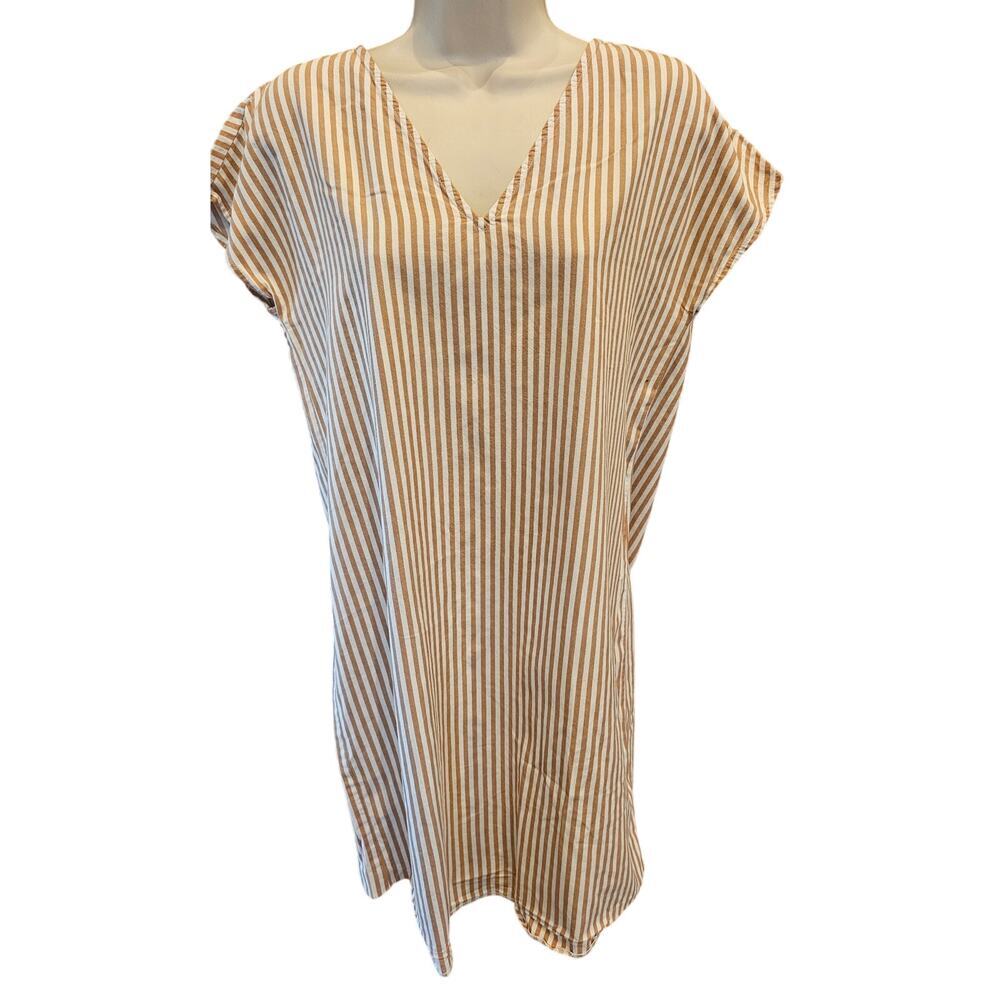 Button-Back Easy Dress in Stripe madewell sz S neutral classic minimalist midi